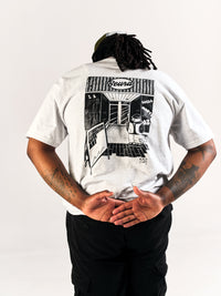 Tshirt streetwear, imprimé à Montreal avec motif souvenir