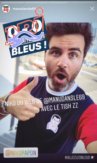 Nico du web avec son t-shirt ZZ