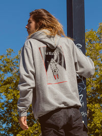 Hoodie avec impression à l'avant en collaboration avec la Déesse des mouches à feu portée
