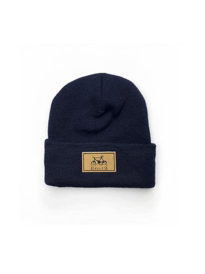 Bonnet marine avec patch de broderie vélo en cuirette