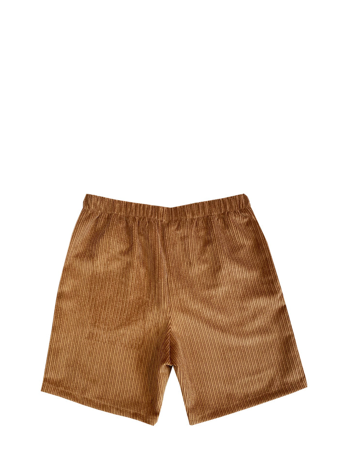 Short corduroy en flatlay de la marque Beurd, fait à Montréal