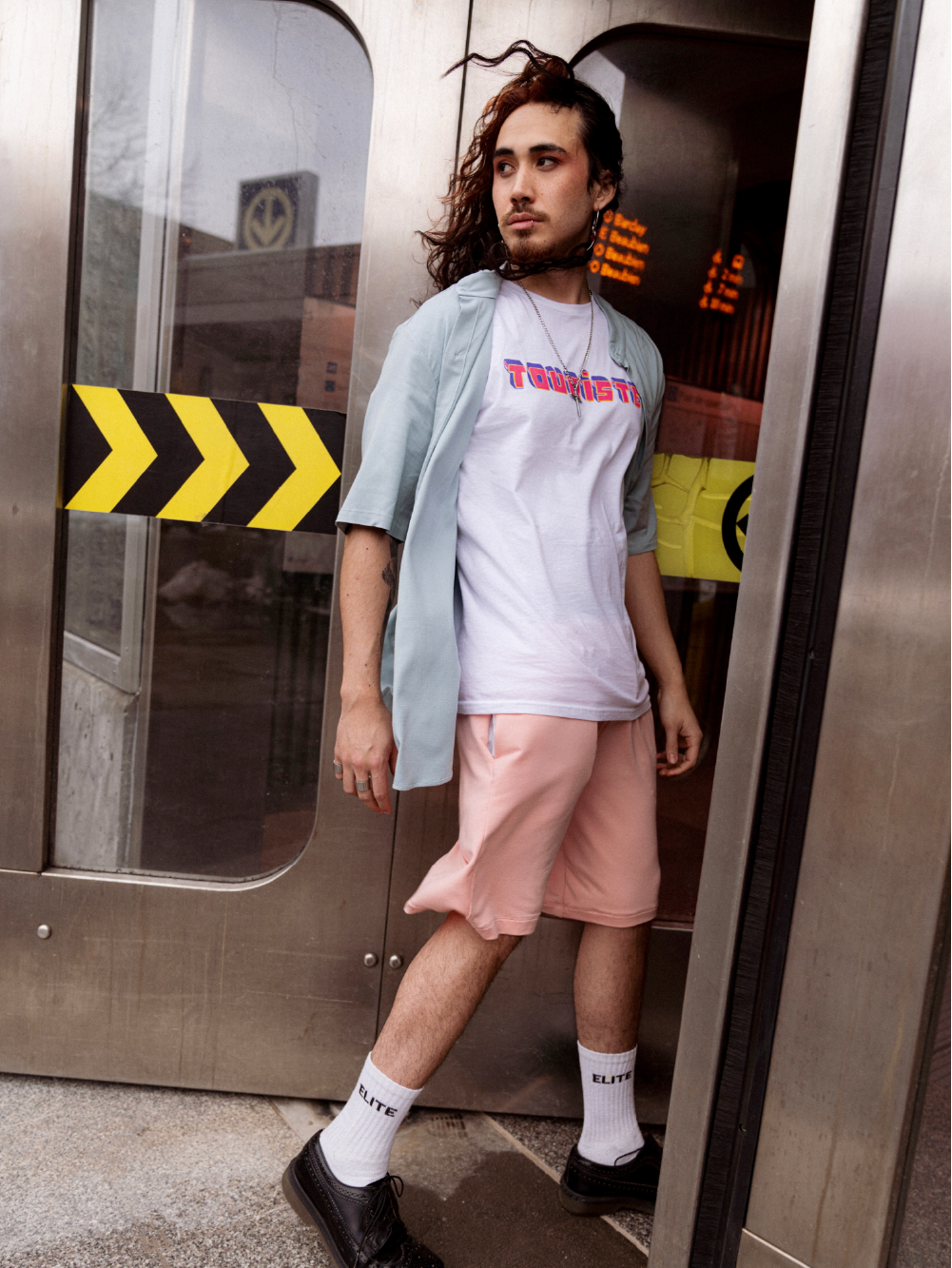 T-shirt Touriste design et sérigraphie fait par Beurd Montréal