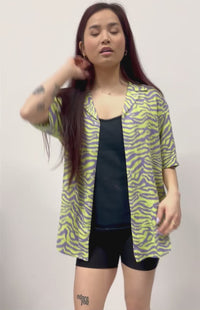Chemise unisexe avec impression allover, fabriquée au Quebec 