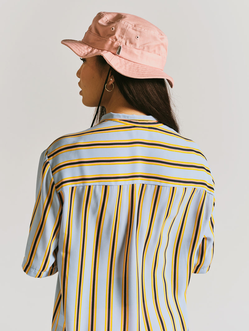 Chemise colorée, pour homme et femme fabriquée au Quebec
