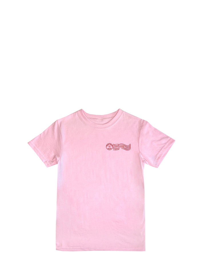Vue de face du tshirt rose parcel delivery pour enfant